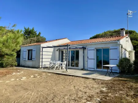 Maison vendéenne rénovée, accès direct plage à Longeville : photo 18