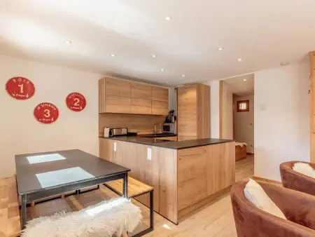 Chalet lumineux avec 4 chambres et parking à La Plagne - Photo 4