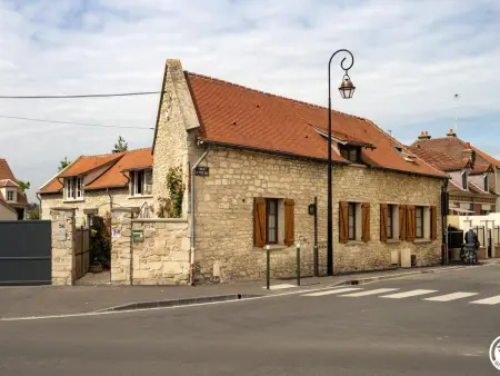 Gîte Entr'eux Parenthèses à Compiègne, terrasse plein sud : photo 11