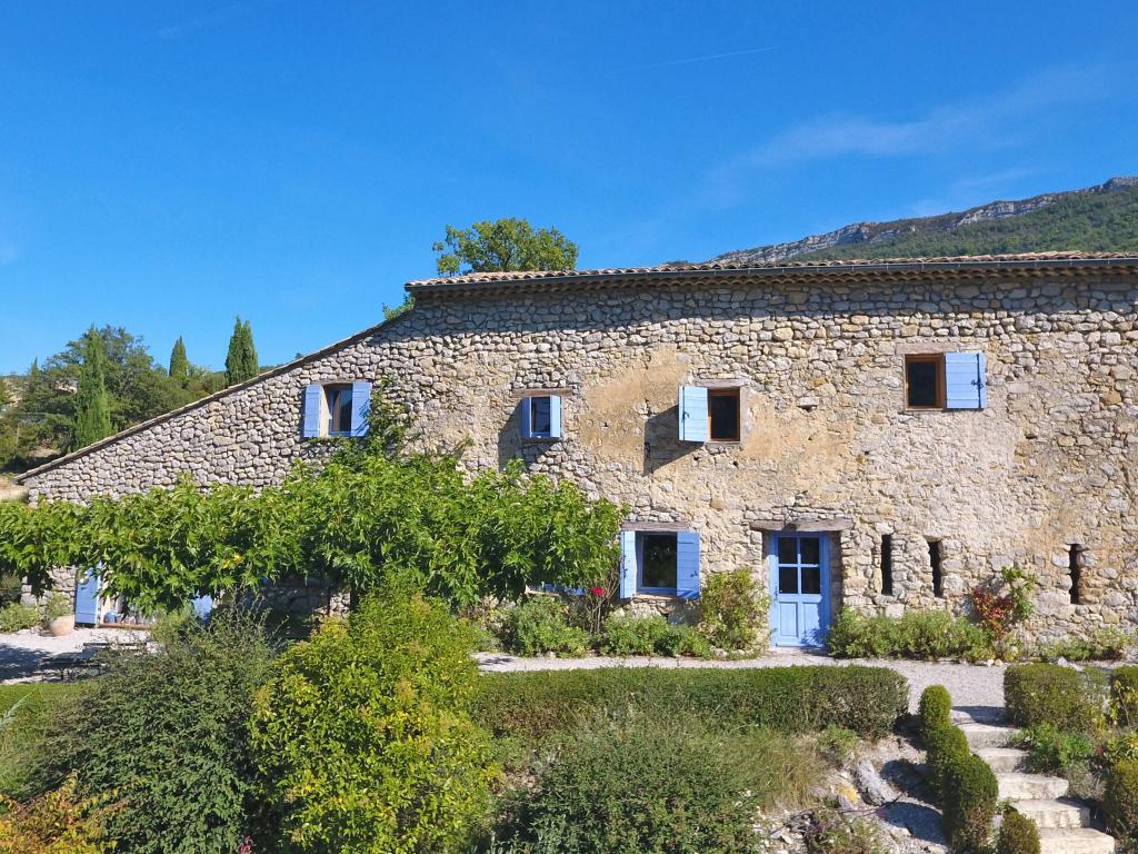 Mas Provençal XVIIIe avec piscine chauffée à Montaulieu - Photo 6