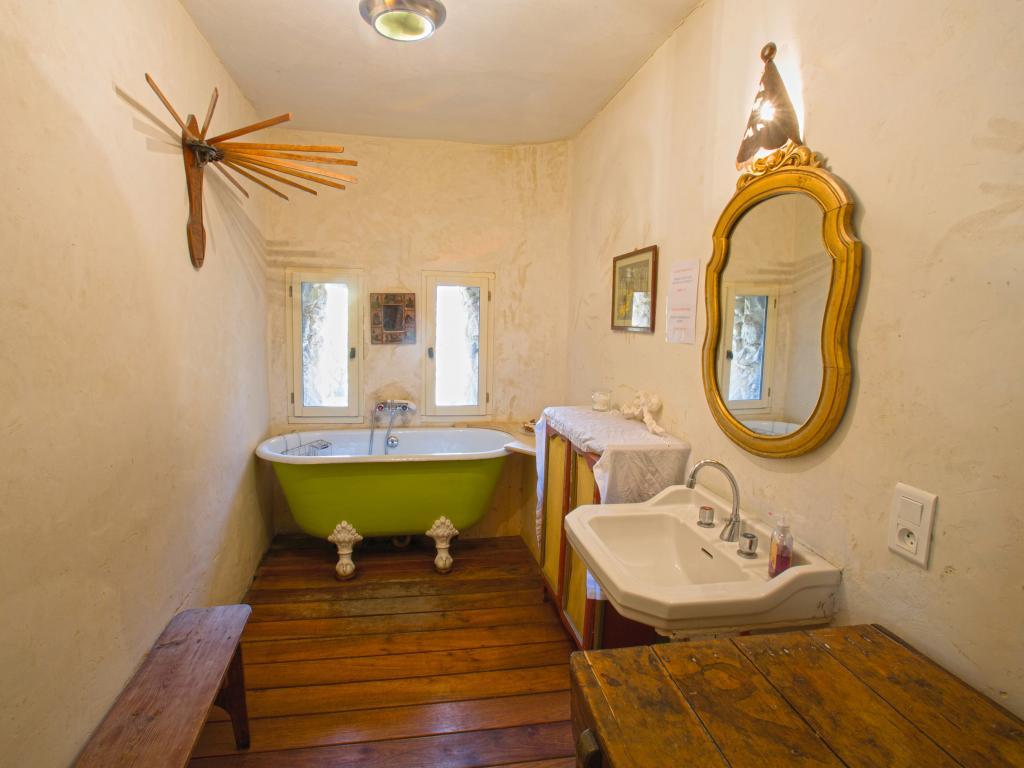 Mas Provençal XVIIIe avec piscine chauffée à Montaulieu - Photo 18