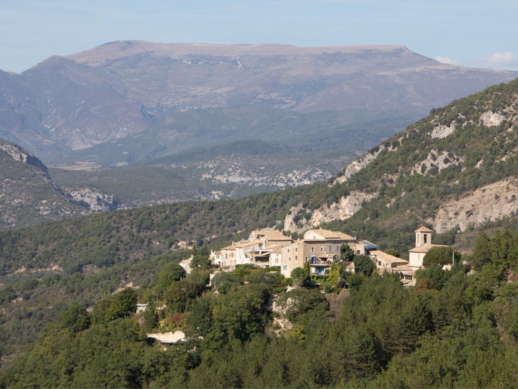 Mas Provençal XVIIIe avec piscine chauffée à Montaulieu - Photo 25