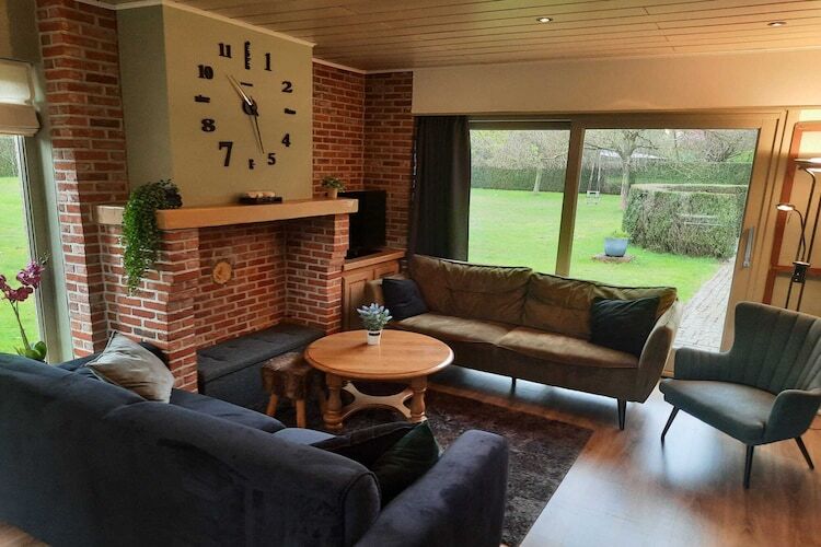 Villa Buiten Huis : 4 chambres avec jardin à Merksplas - Photo 14