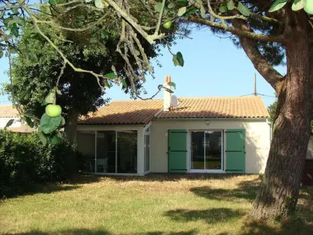 Location maison à Saint Denis d'Oléron, Maison calme 3 pièces avec jardin et parking à Saint-Denis-dOléron