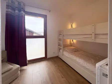 Superbe chalet pour 10 pers. avec piscine, sauna, cheminée, terrasse, skis aux pieds - Les Orres 1800 - Photo 8