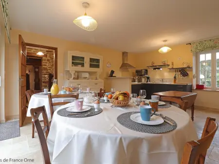 Maison paisible en nature avec cheminée et animaux acceptés - Photo 7