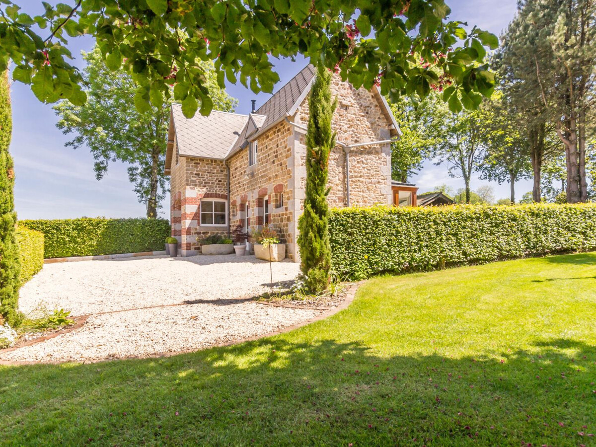 Maison en pierre rénovée avec jardin paysager à Villedieu - Photo 1