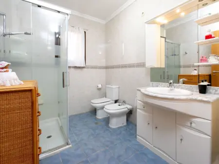 Villa Anita, maison 4 chambres piscine eau de mer - Photo 18