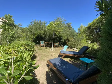 Villa cosy à Santa-Giulia, 30m plage, climatisée, terrasse BBQ, 3 chambres, 5 couchages - Photo 5