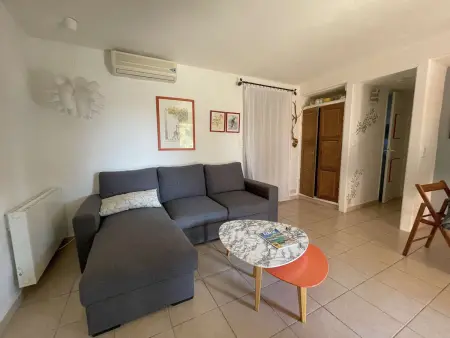 Villa cosy à Santa-Giulia, 30m plage, climatisée, terrasse BBQ, 3 chambres, 5 couchages - Photo 7