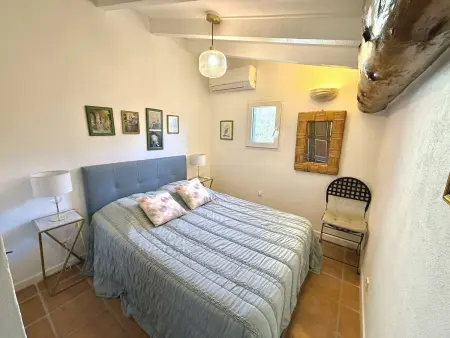 Villa cosy à Santa-Giulia, 30m plage, climatisée, terrasse BBQ, 3 chambres, 5 couchages - Photo 15