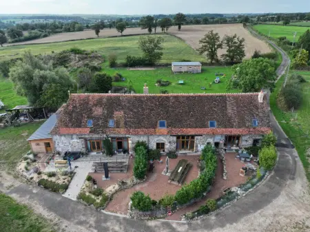 Gîte 12 personnes en grange pierre à Blomard, piscine chauffée : photo 5
