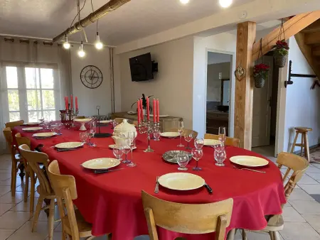Gîte 12 personnes en grange pierre à Blomard, piscine chauffée : photo 6
