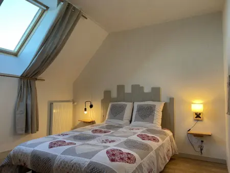 Gîte 12 personnes en grange pierre à Blomard, piscine chauffée : photo 11