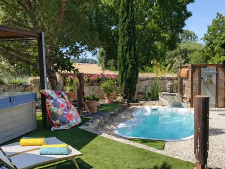 Gîte loft 125 m² piscine chauffée et spa en Auvergne : photo 4
