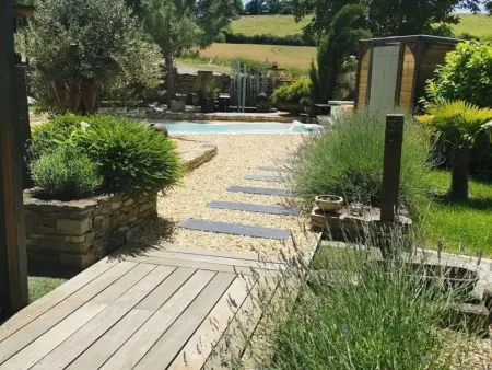 Gîte loft 125 m² piscine chauffée et spa en Auvergne : photo 17
