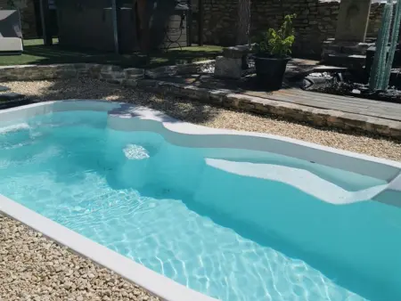 Gîte loft 125 m² piscine chauffée et spa en Auvergne : photo 18
