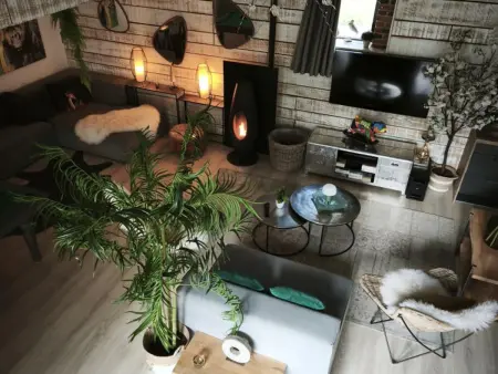 Gîte loft 125 m² piscine chauffée et spa en Auvergne : photo 24