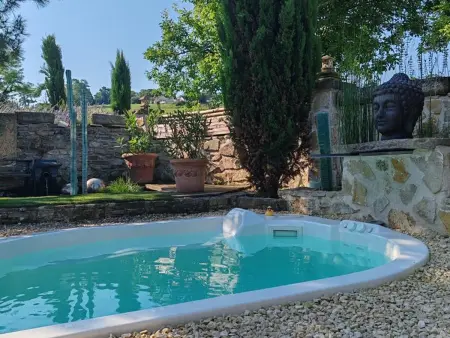 Gîte loft 125 m² piscine chauffée et spa en Auvergne : photo 34