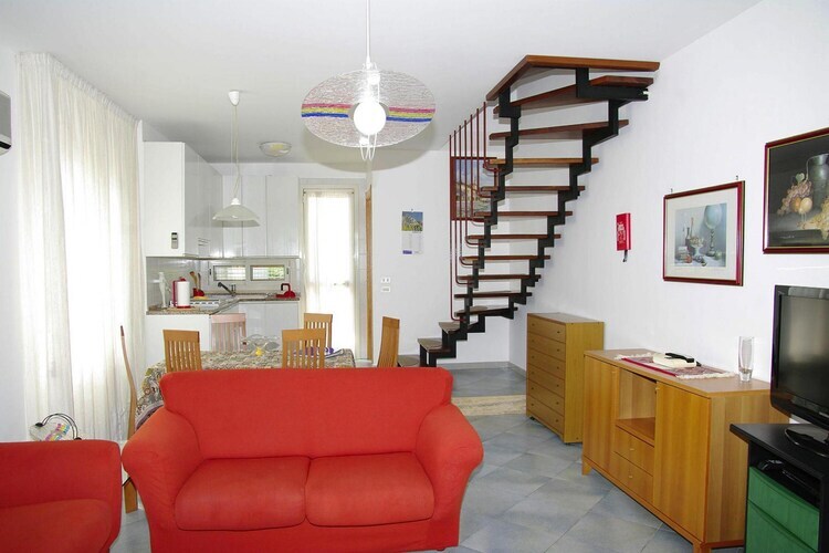 Maison Residence Fontana Barone à Cefalù, piscine enfants - Photo 3