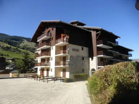 Charmant T2 cabine 4 pers, centre-village, proche pistes et commerces, balcon sud, piscine l'été - Photo 3