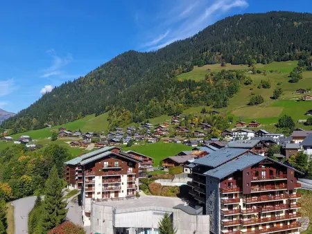 Charmant T2 cabine 4 pers, centre-village, proche pistes et commerces, balcon sud, piscine l'été - Photo 11