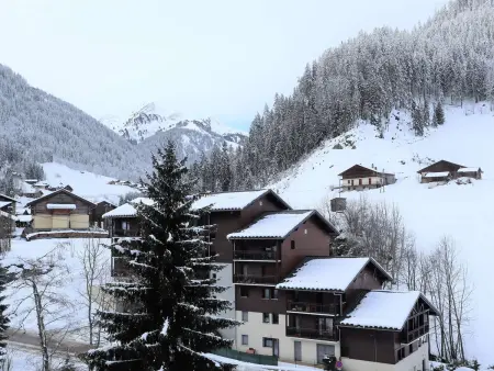 Appartement cosy pour 4-5 personnes, centre village, proche pistes, ascenseur, bien équipé - Photo 11
