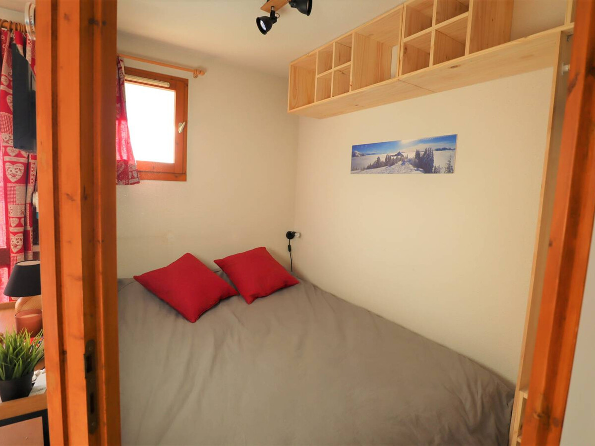 T2 rénové 50m des pistes, balcon sud, piscine été - Photo 3