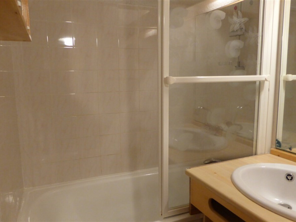 Duplex 2 chambres à 50m des pistes, piscine l'été - Photo 11