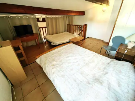 Villa Mitoyenne Climatisée, Piscine, Parking, 450m de la Plage - Photo 9