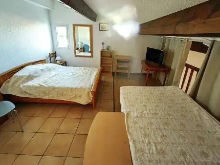 Villa Mitoyenne Climatisée, Piscine, Parking, 450m de la Plage - Photo 10