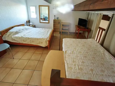 Villa Mitoyenne Climatisée, Piscine, Parking, 450m de la Plage - Photo 12