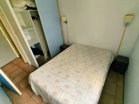 Villa Mitoyenne Climatisée, Piscine, Parking, 450m de la Plage - Photo 13