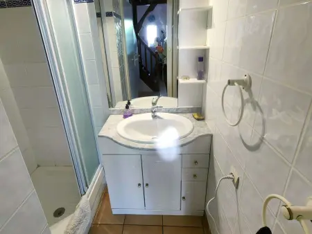 Villa Mitoyenne Climatisée, Piscine, Parking, 450m de la Plage - Photo 15