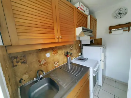 Villa mitoyenne calme avec piscine et parking, proche plage pour 6 personnes - Photo 3