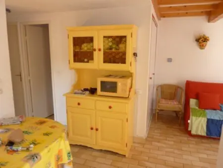 VILLA  MITOYENNE DANS UNE RESIDENCE CALME  AVEC PISCINE PARKING - Photo 2