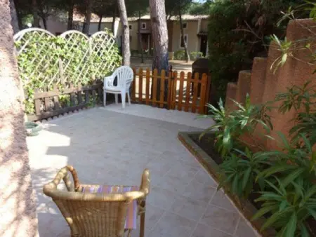 VILLA  MITOYENNE DANS UNE RESIDENCE CALME  AVEC PISCINE PARKING - Photo 13