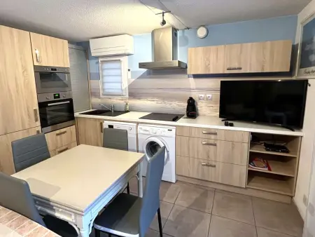 Villa climatisée pour 6 avec piscine et parking proche plage - Photo 1