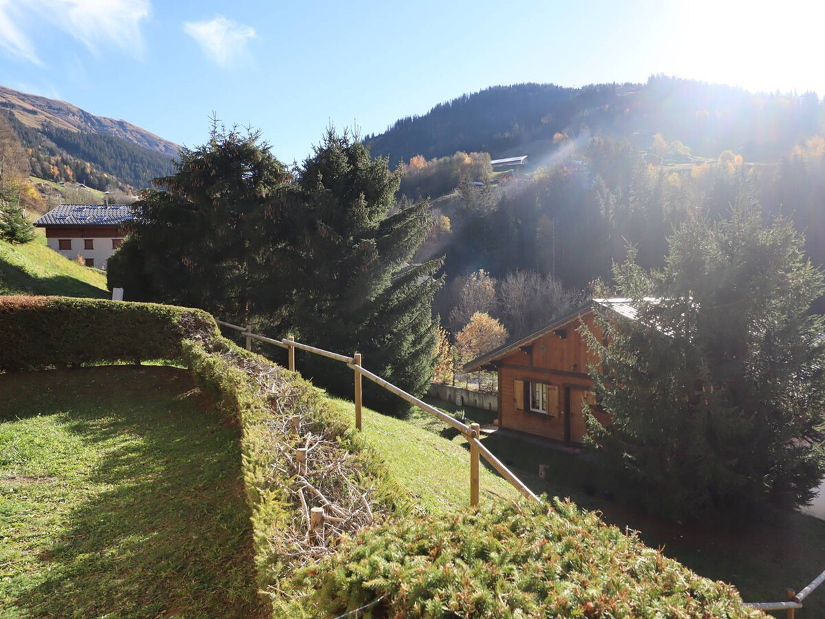 Appartement 2 chambres avec terrasse montagne et parking privatif - Photo 12