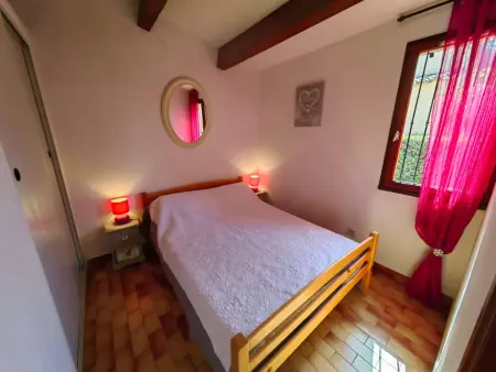 Villa mitoyenne climatisée avec piscine, Cap d'Agde, 6 personnes : photo 8