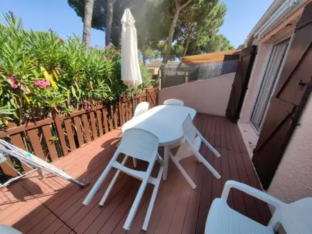 Villa mitoyenne climatisée avec piscine, Cap d'Agde, 6 personnes : photo 11