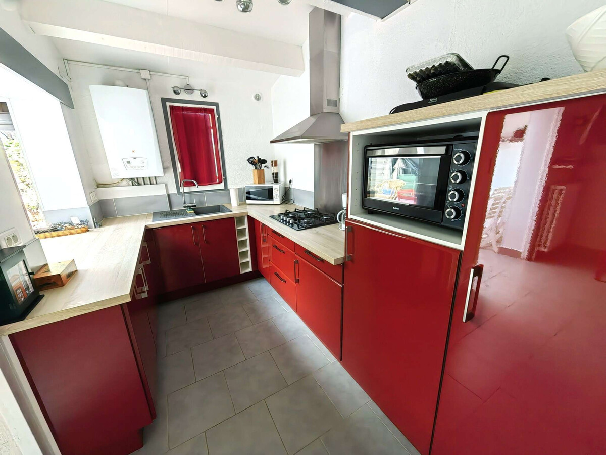 Villa 2 ch au cœur de la pinède, parking et piscine - Photo 3