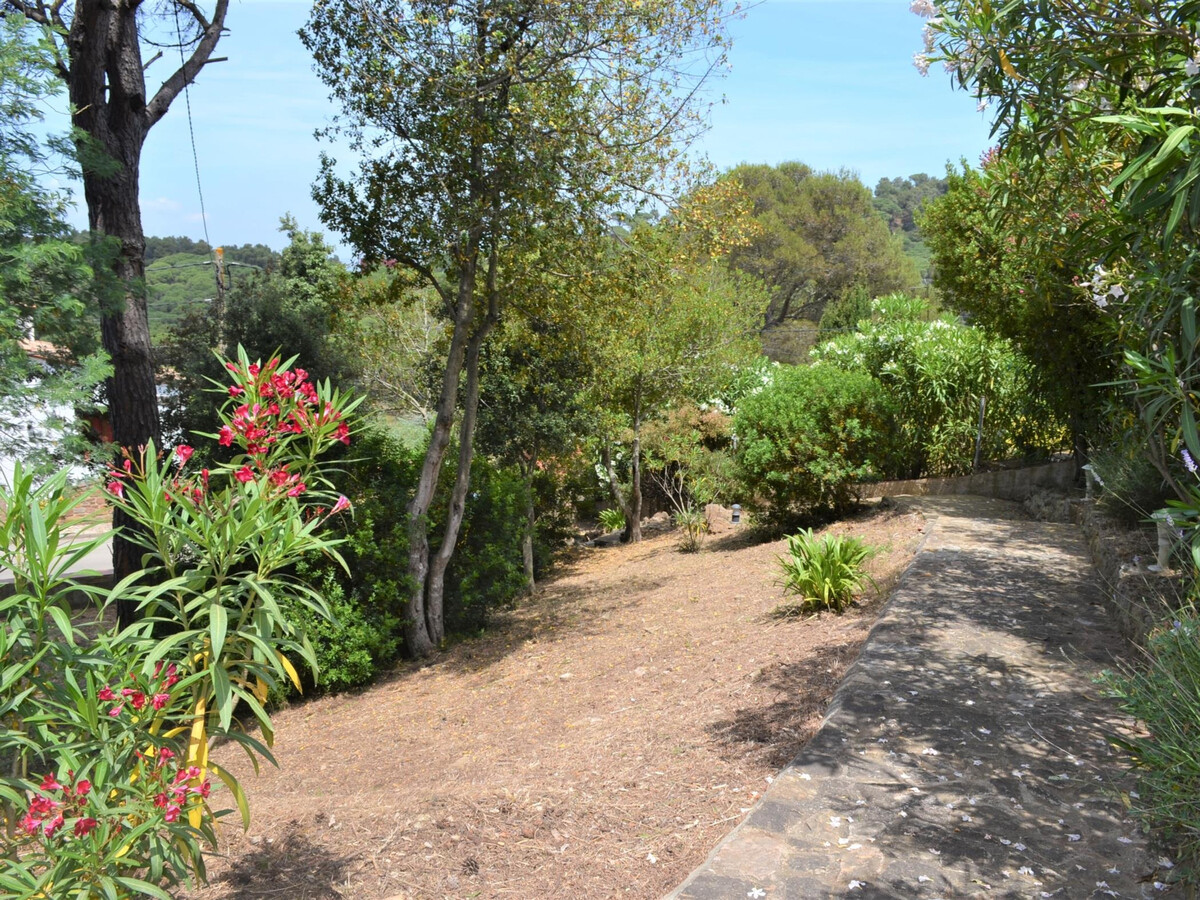 Casa Minipa : villa rustique à Begur, terrasse et jardin - Photo 5