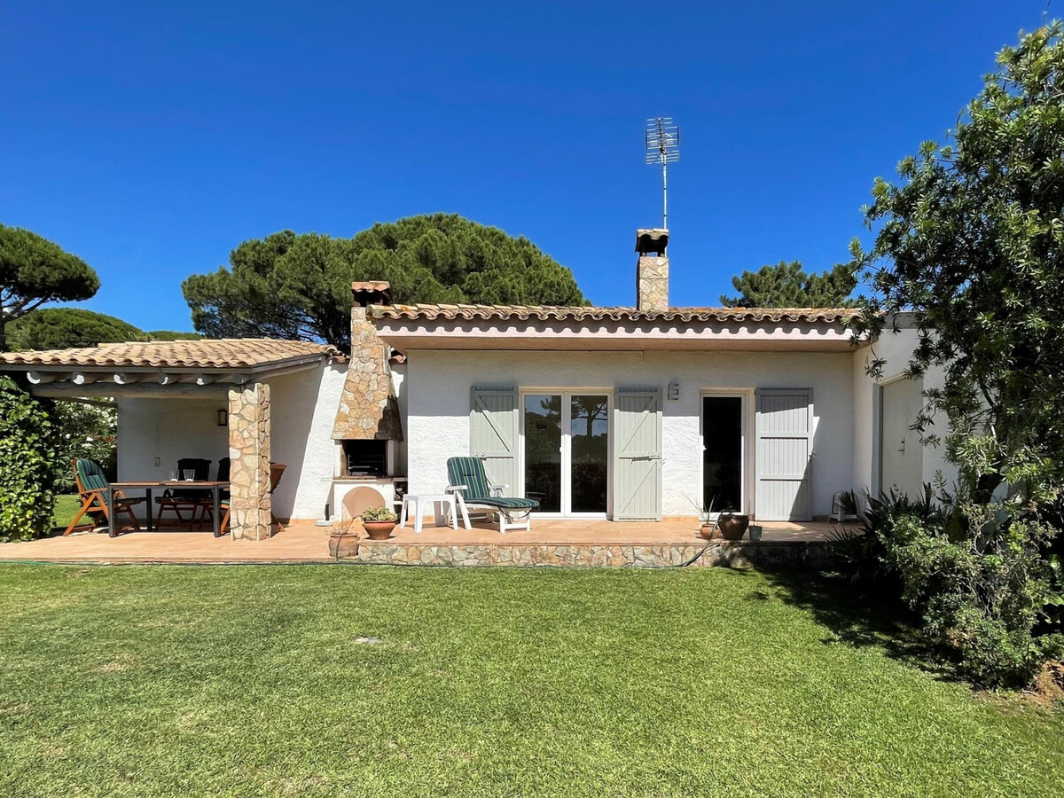 Maison Begur, 2 chambres climatisées avec patio et piscine - Photo 3
