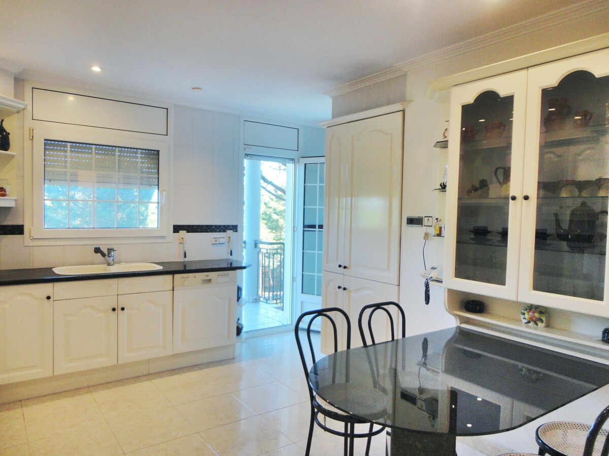 Villa de Luxe avec Piscine Privée à Santa Cristina d'Aro, Costa Brava - Photo 13