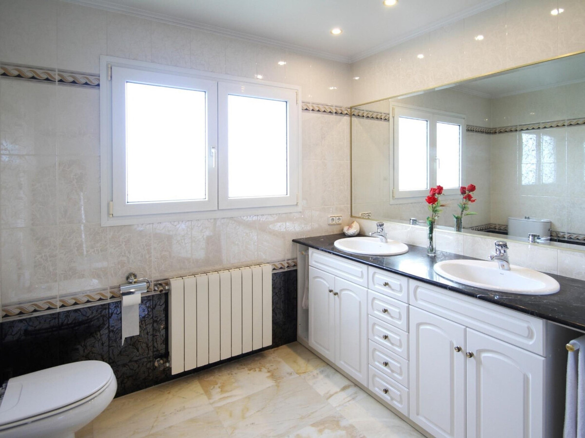 Villa de Luxe avec Piscine Privée à Santa Cristina d'Aro, Costa Brava - Photo 20