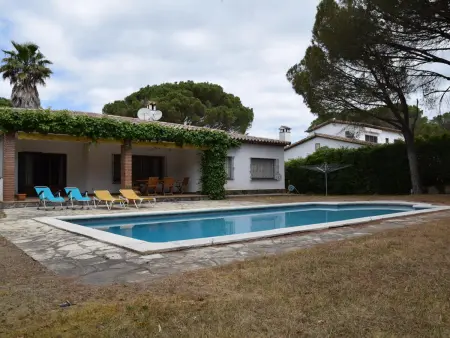 Location villa à Santa Cristina d'Aro, Villa Palenque à Santa Cristina dAro - Piscine Privée, Proche Plages de la Costa Brava, Animaux Acceptés