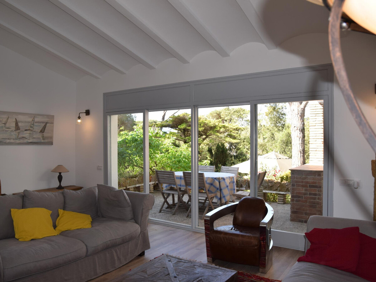 Magnifique Villa Mimosa à Santa Cristina d'Aro avec Piscine Privée et Proche de la Mer - Photo 5