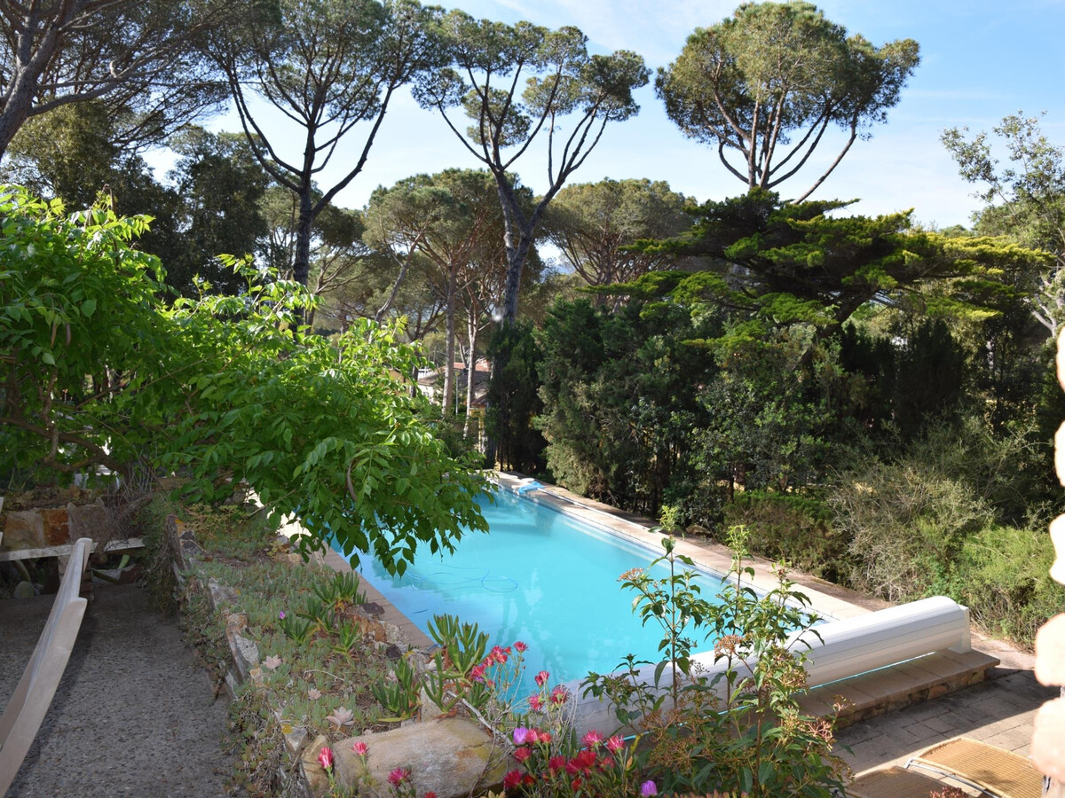 Magnifique Villa Mimosa à Santa Cristina d'Aro avec Piscine Privée et Proche de la Mer - Photo 6