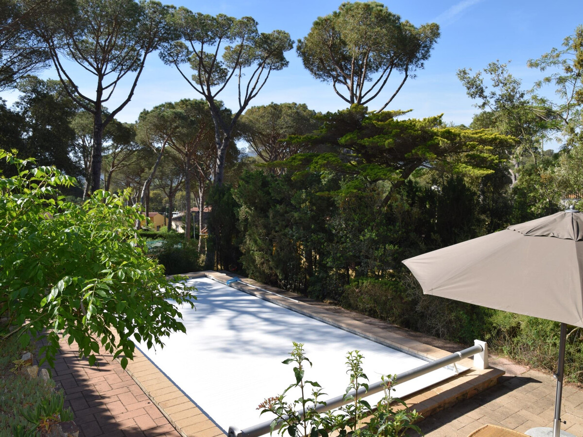Magnifique Villa Mimosa à Santa Cristina d'Aro avec Piscine Privée et Proche de la Mer - Photo 9